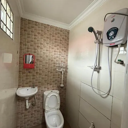 Embun Selasih Homestay Pasir Gudang Exterior photo