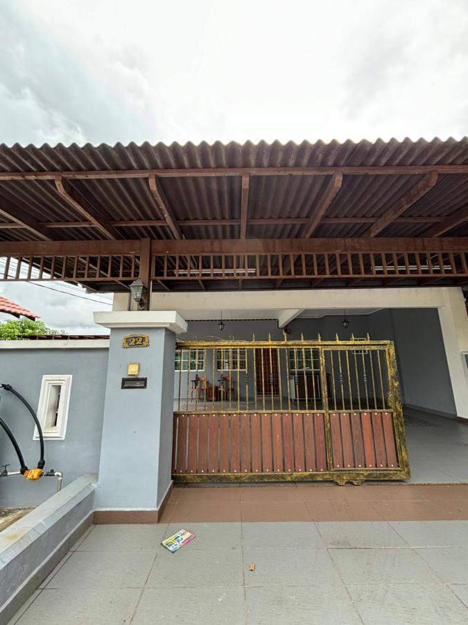 Embun Selasih * Pasir Gudang