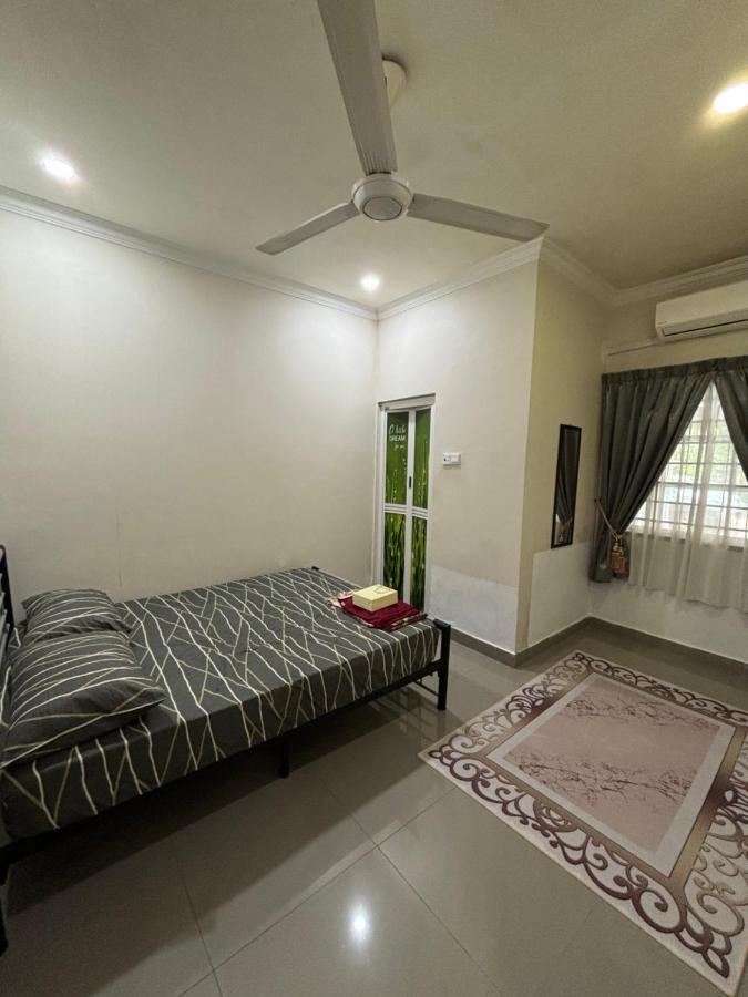 Embun Selasih Holiday home Pasir Gudang